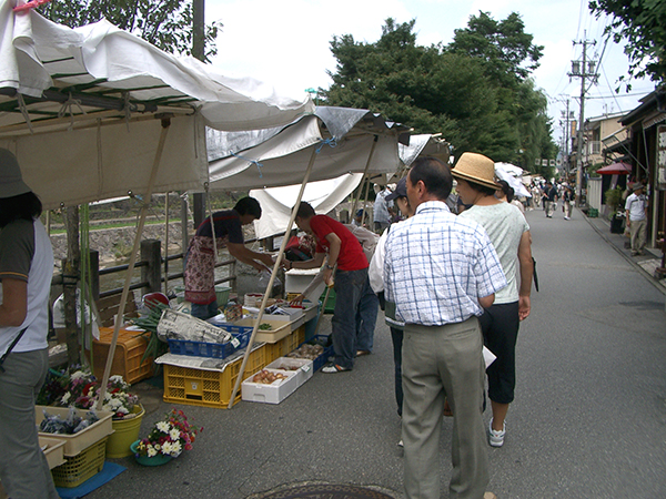 宮川朝市